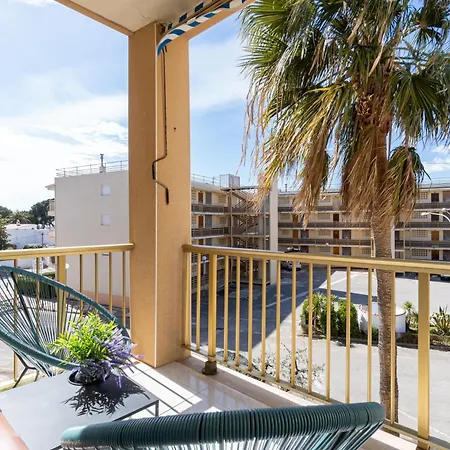 Coastal Paradise & Cozy With A 100m From The Beach! Apartment